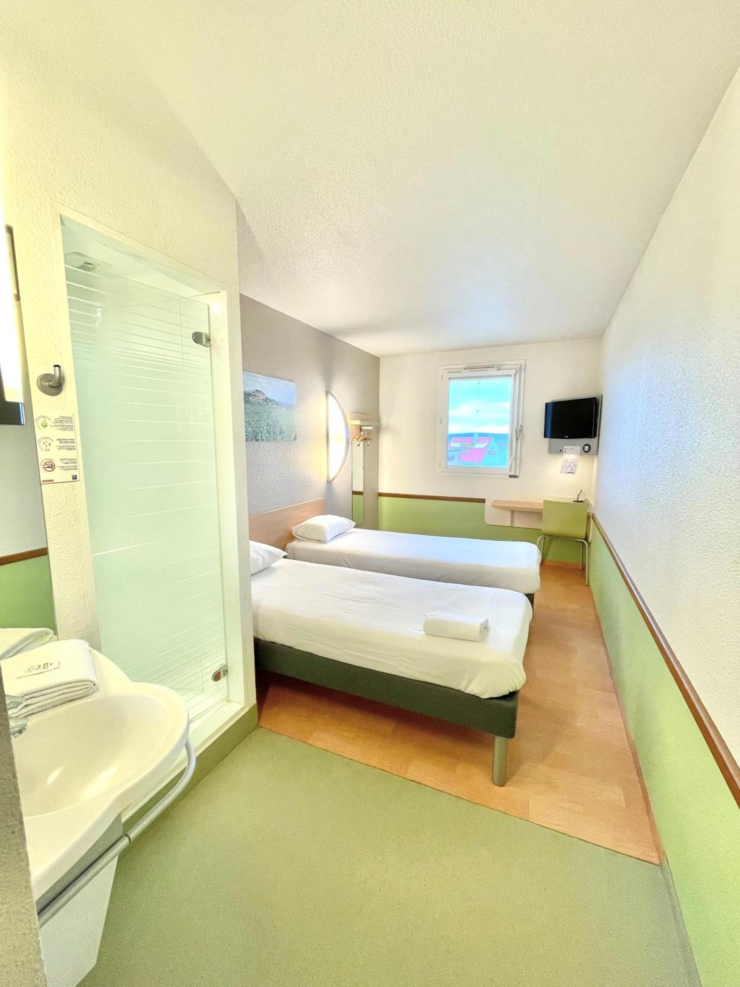 Hotel Ibis Budget Cosne Sur Loire Cosne-Cours-Sur-Loire Exterior foto