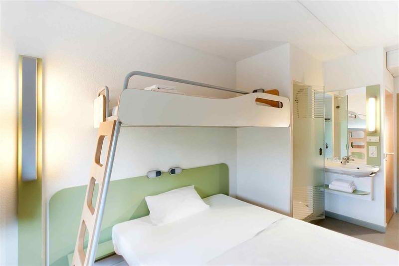 Hotel Ibis Budget Cosne Sur Loire Cosne-Cours-Sur-Loire Exterior foto