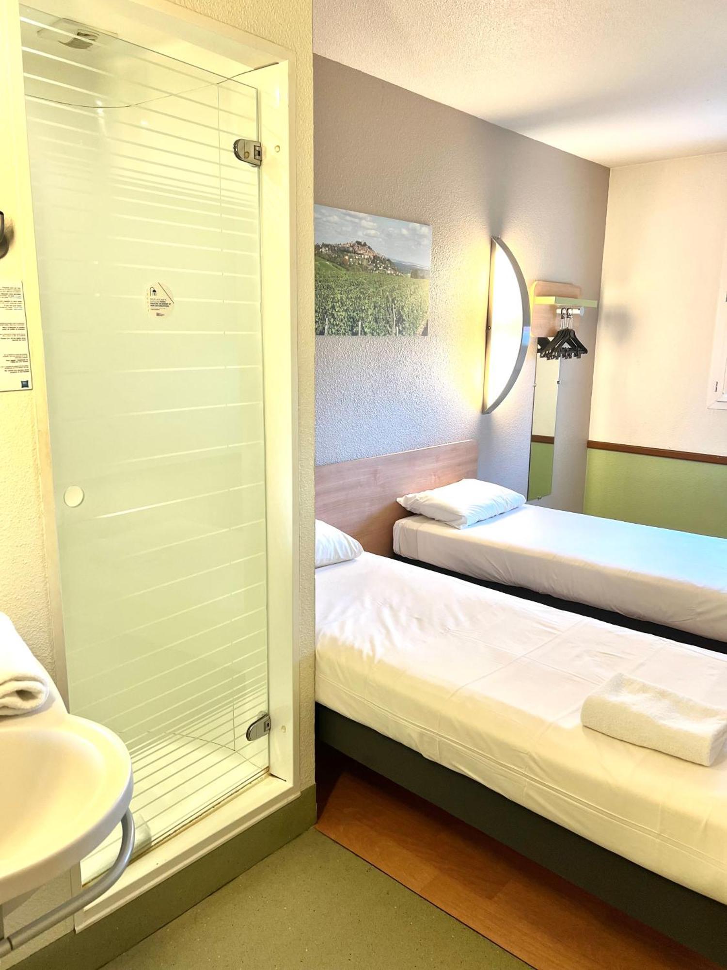Hotel Ibis Budget Cosne Sur Loire Cosne-Cours-Sur-Loire Exterior foto