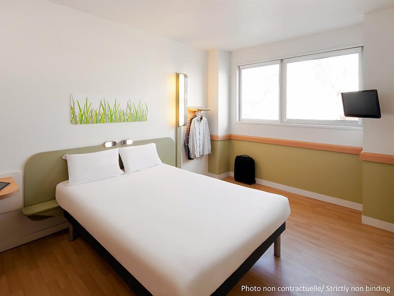 Hotel Ibis Budget Cosne Sur Loire Cosne-Cours-Sur-Loire Exterior foto