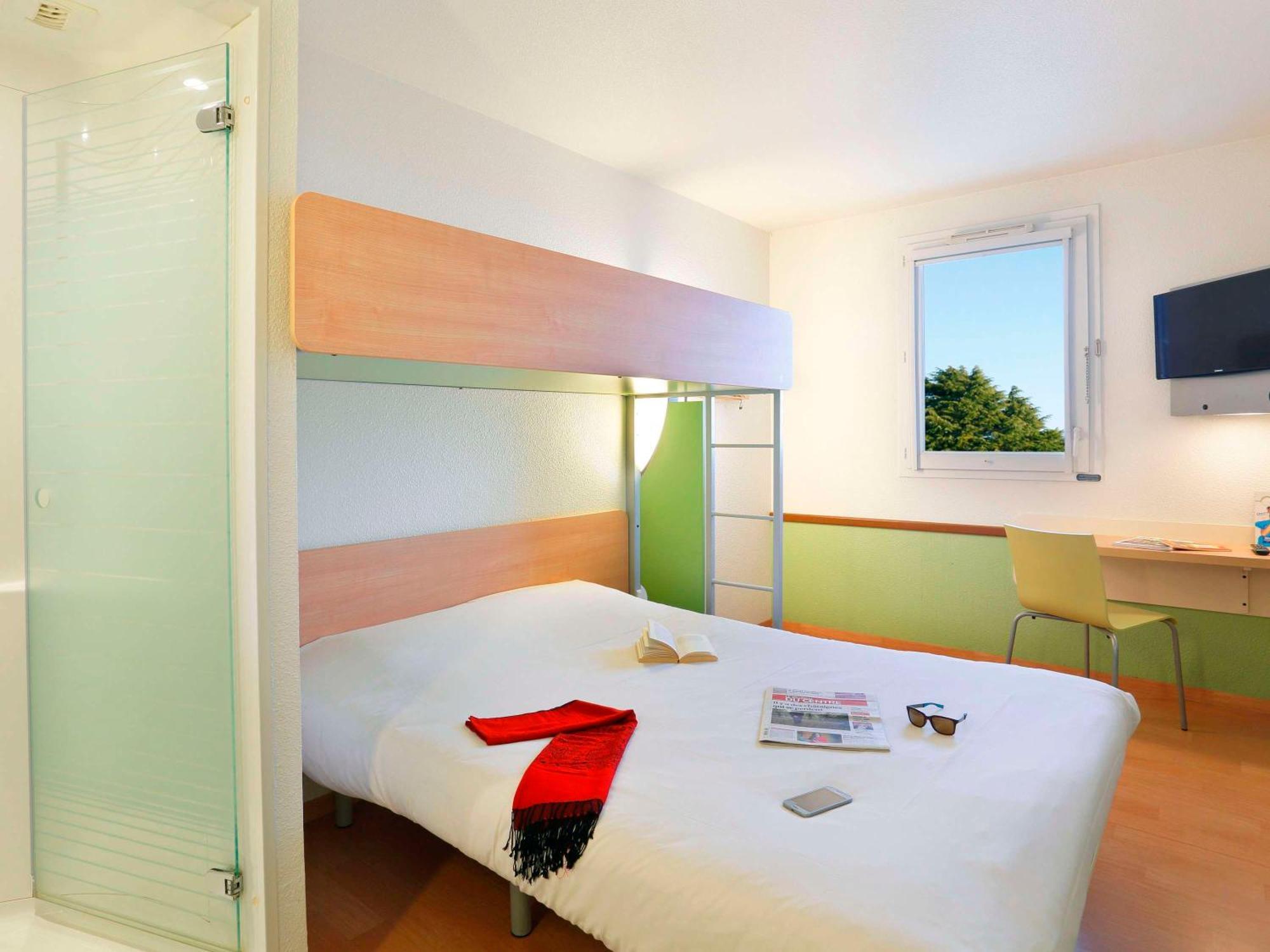 Hotel Ibis Budget Cosne Sur Loire Cosne-Cours-Sur-Loire Exterior foto