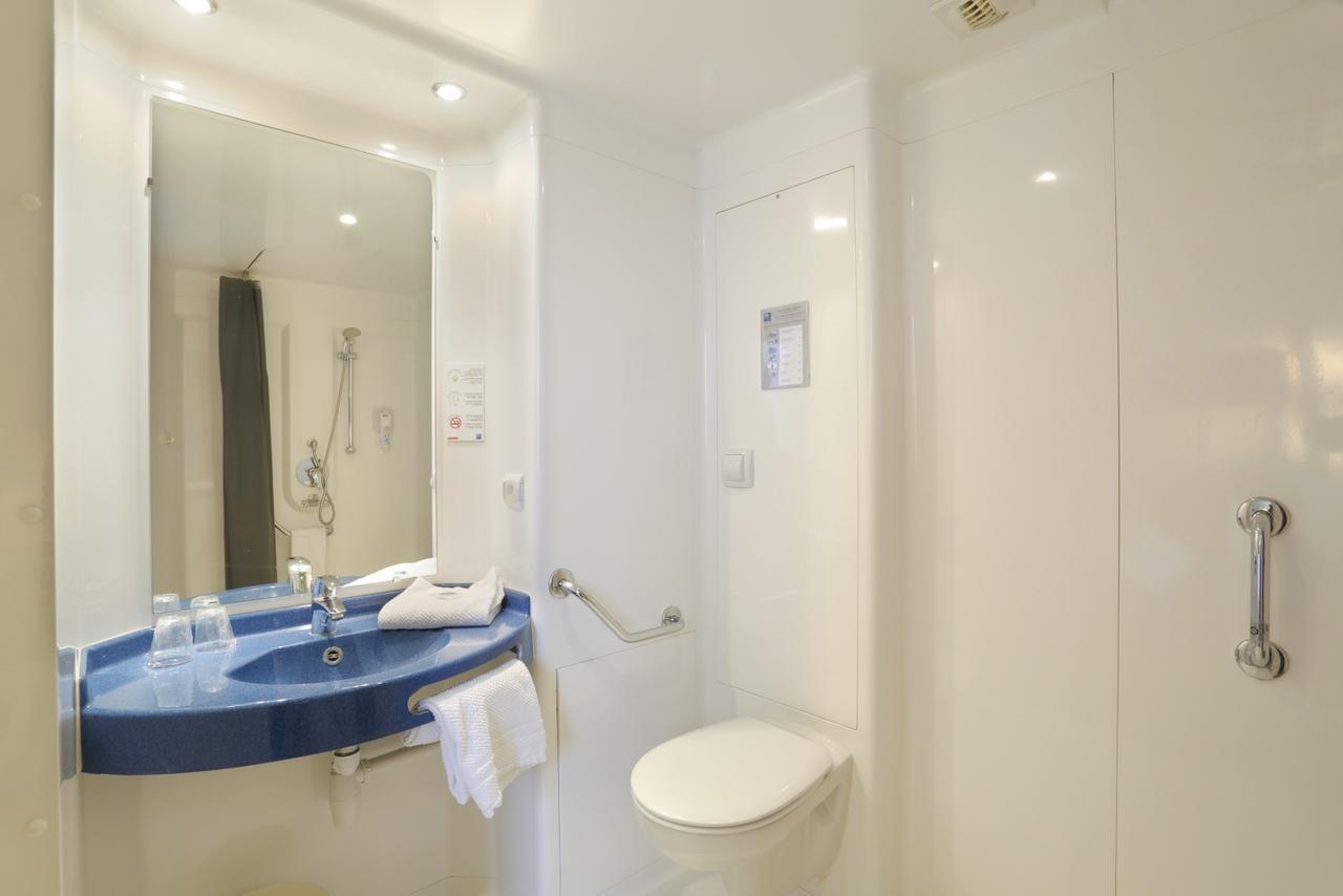 Hotel Ibis Budget Cosne Sur Loire Cosne-Cours-Sur-Loire Exterior foto