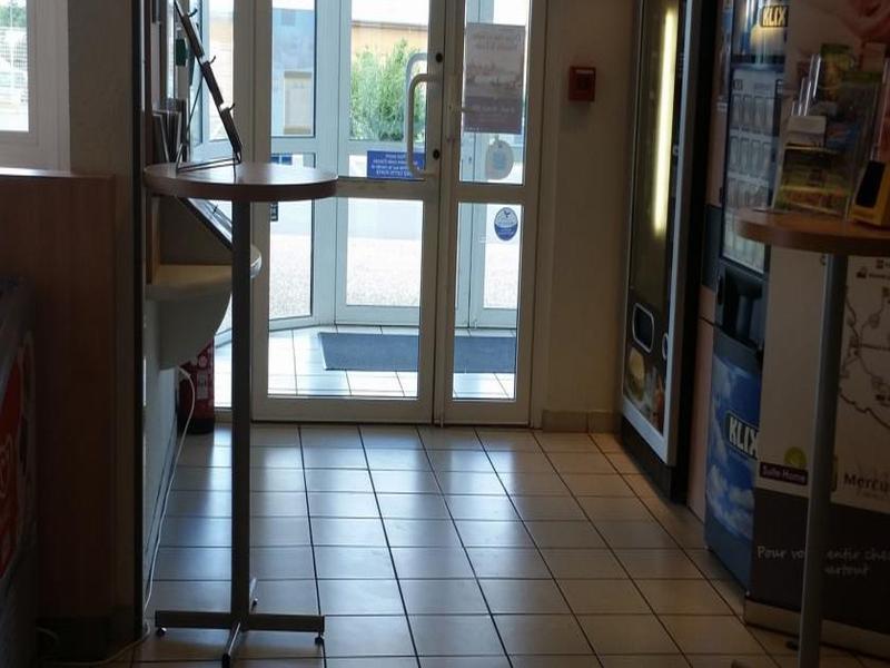Hotel Ibis Budget Cosne Sur Loire Cosne-Cours-Sur-Loire Exterior foto